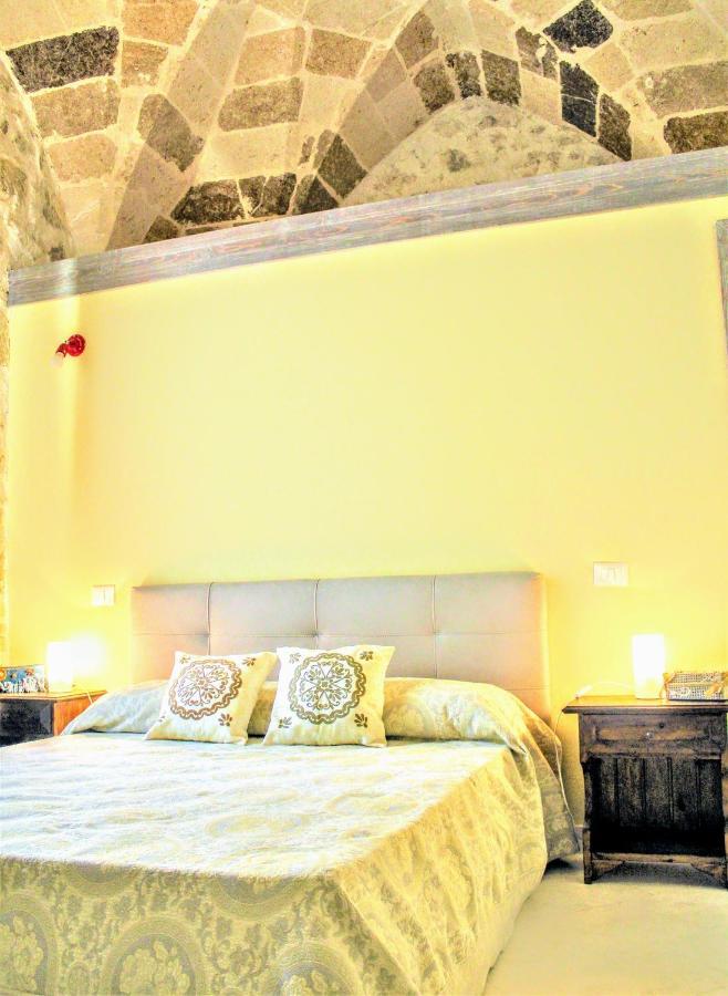 Dimora Vico Dei Nohi Bed and Breakfast Lecce Buitenkant foto