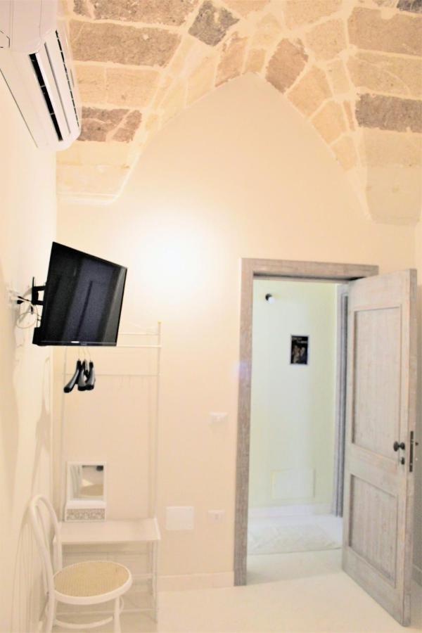Dimora Vico Dei Nohi Bed and Breakfast Lecce Buitenkant foto
